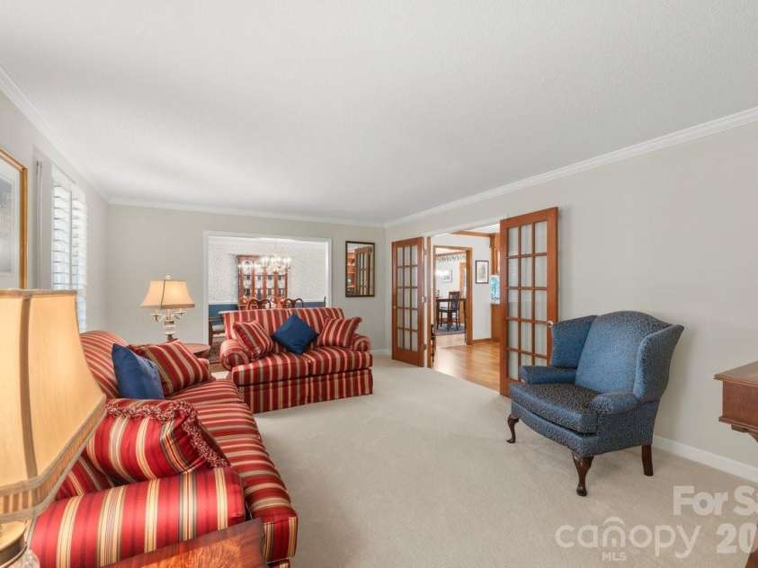 207 Lost Corner Road, Morganton, NC 28655.  MLS# CAR4390860, YatesRealty ID 32212. 