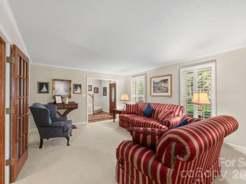 207 Lost Corner Road, Morganton, NC 28655.  MLS# CAR4390860, YatesRealty ID 32212. 