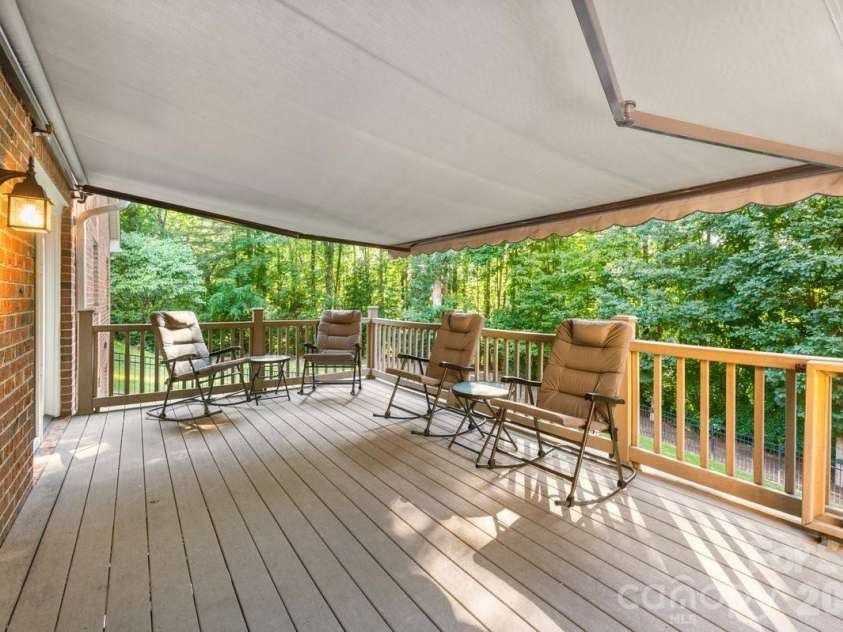 207 Lost Corner Road, Morganton, NC 28655.  MLS# CAR4390860, YatesRealty ID 32212. 