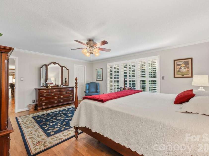 207 Lost Corner Road, Morganton, NC 28655.  MLS# CAR4390860, YatesRealty ID 32212. 