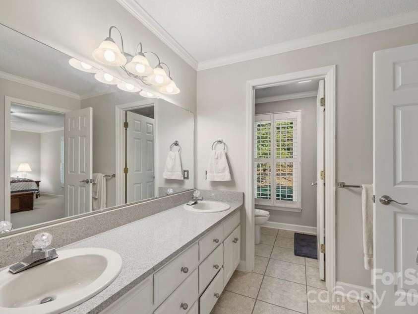 207 Lost Corner Road, Morganton, NC 28655.  MLS# CAR4390860, YatesRealty ID 32212. 
