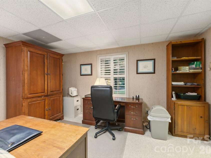 207 Lost Corner Road, Morganton, NC 28655.  MLS# CAR4390860, YatesRealty ID 32212. 