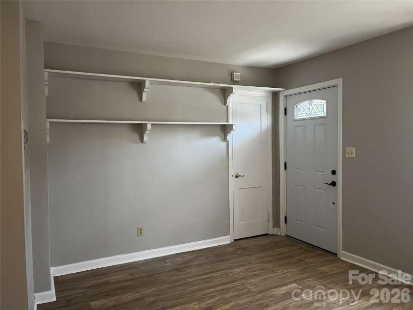 2213 Shamrock Drive, Charlotte, NC 28205.  MLS# CAR4368350, YatesRealty ID 32213. 