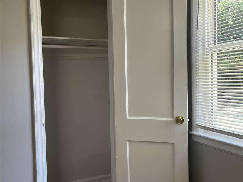 2213 Shamrock Drive, Charlotte, NC 28205.  MLS# CAR4368350, YatesRealty ID 32213. 