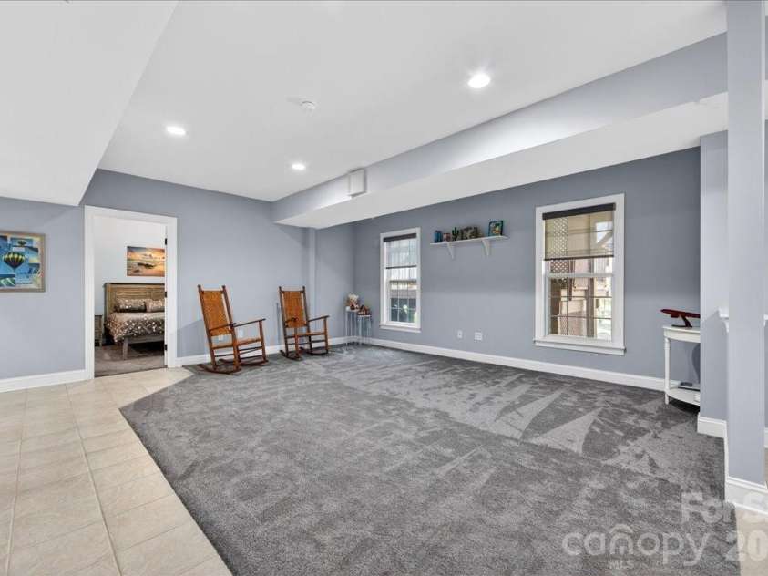 12532 Overlook Mountain Drive, Charlotte, NC 28216.  MLS# CAR4369521, YatesRealty ID 32214. Basement
