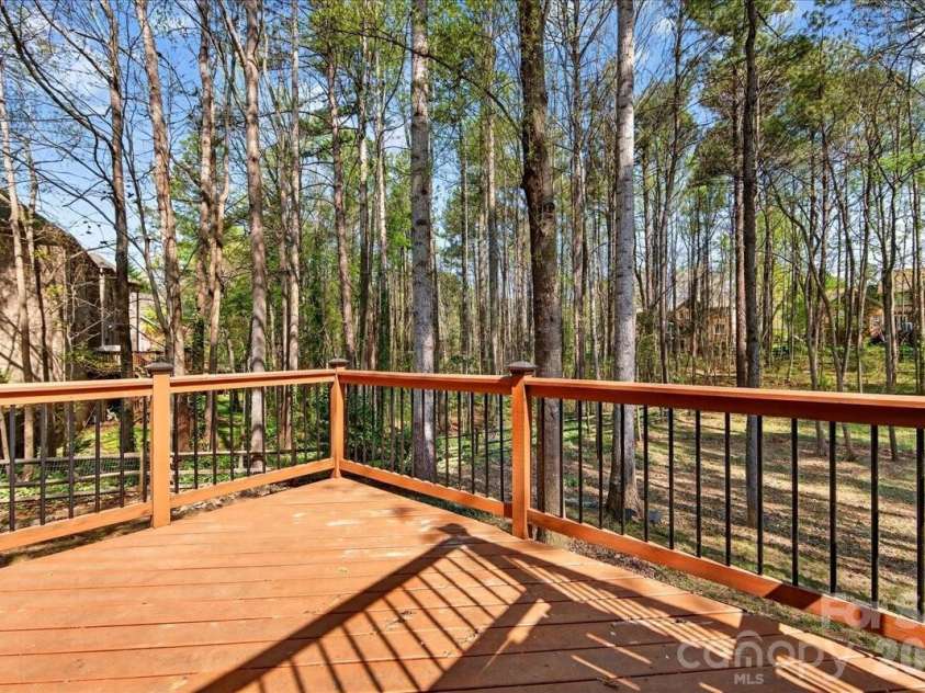 12532 Overlook Mountain Drive, Charlotte, NC 28216.  MLS# CAR4369521, YatesRealty ID 32214. Deck