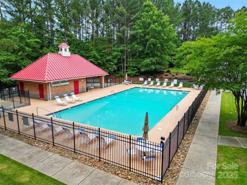 1705 Townsend Lane, Rock Hill, SC 29730.  MLS# CAR4260528, YatesRealty ID 32214. Community Pool