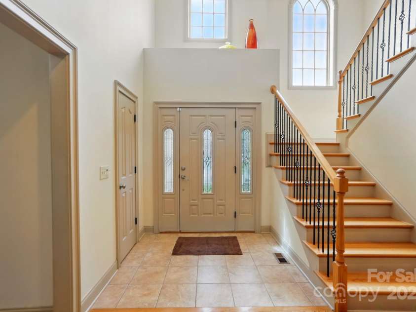 1705 Townsend Lane, Rock Hill, SC 29730.  MLS# CAR4260528, YatesRealty ID 32214. Interior entry