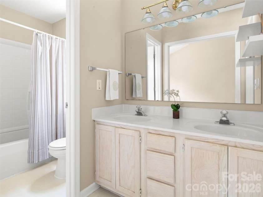 439 Glensprings Drive, Fletcher, NC 28732.  MLS# CAR4393124, YatesRealty ID 32215. Primary bath