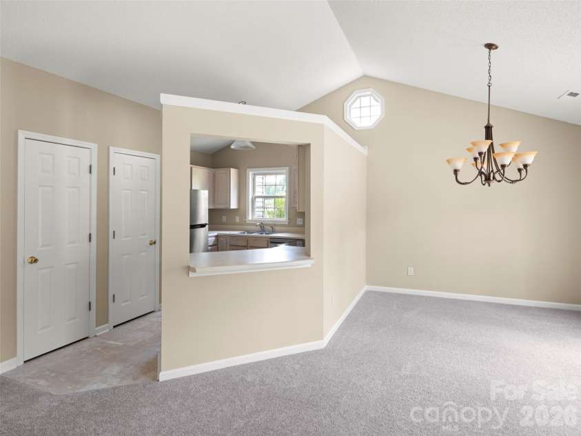 439 Glensprings Drive, Fletcher, NC 28732.  MLS# CAR4393124, YatesRealty ID 32215. Space for barstools