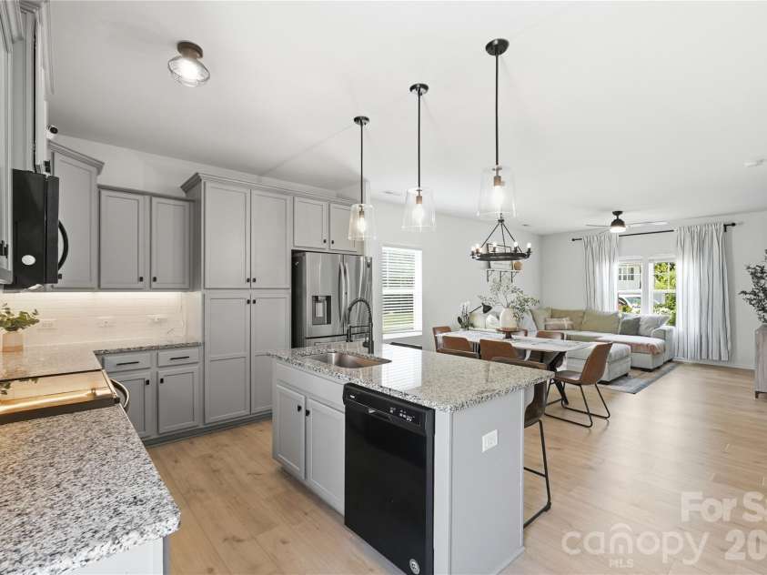 545 Dutch White Drive, Clover, SC 29710.  MLS# CAR4392587, YatesRealty ID 32216. 