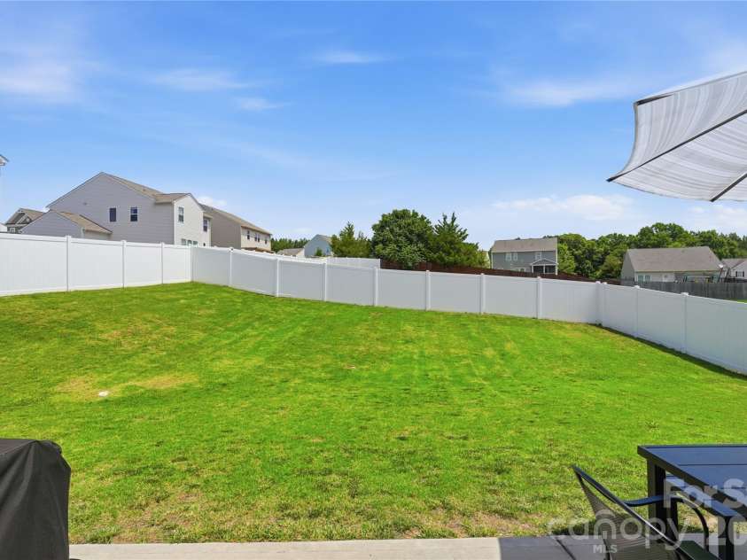 545 Dutch White Drive, Clover, SC 29710.  MLS# CAR4392587, YatesRealty ID 32216. 