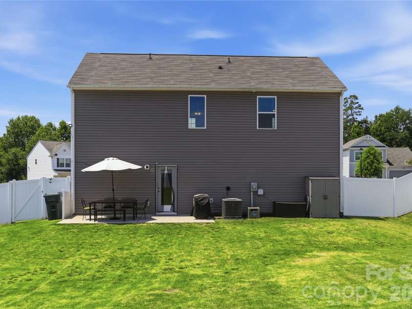 545 Dutch White Drive, Clover, SC 29710.  MLS# CAR4392587, YatesRealty ID 32216. 