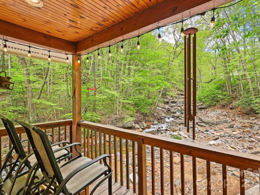 751 Millers Pond Lane, Boone, NC 28607.  MLS# CAR4258831, YatesRealty ID 32216. Covered Deck
