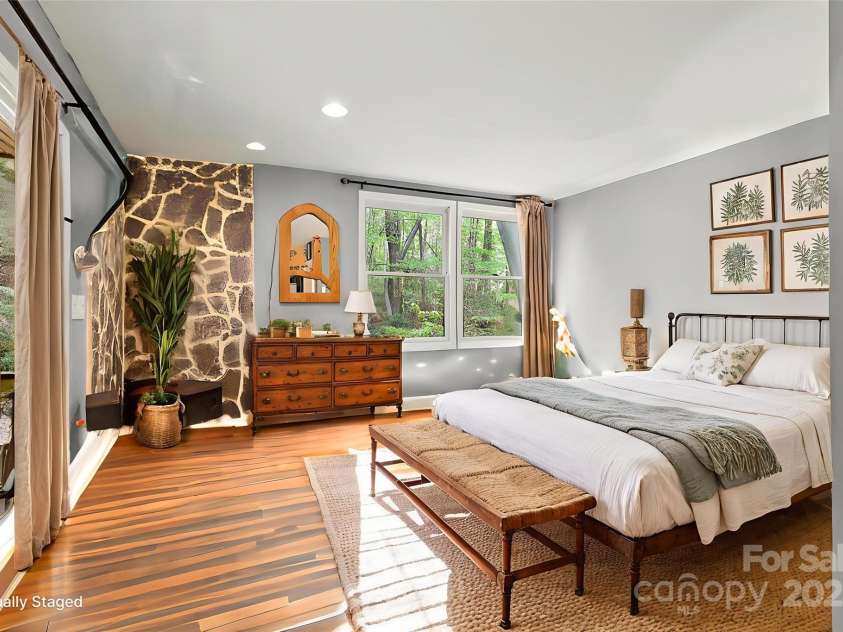 751 Millers Pond Lane, Boone, NC 28607.  MLS# CAR4258831, YatesRealty ID 32216. Virtually Staged