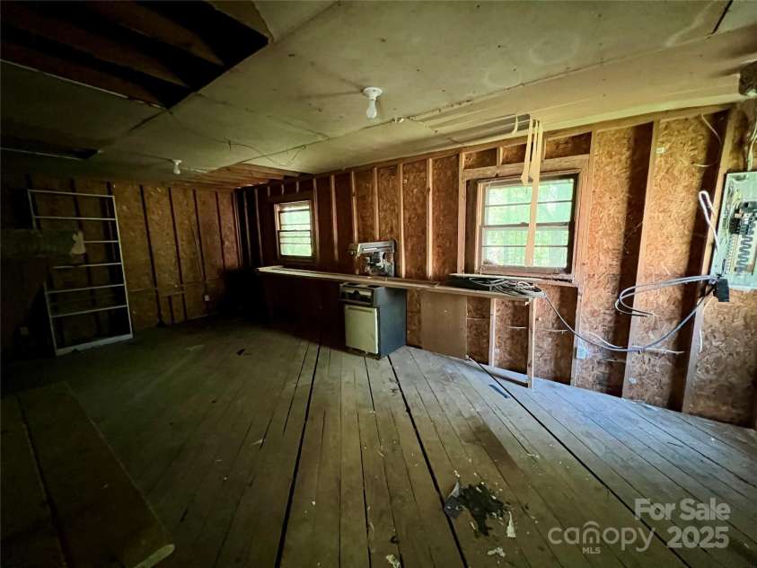 1423 Wiscassett Street, Albemarle, NC 28001.  MLS# CAR4289129, YatesRealty ID 32217. Workshop