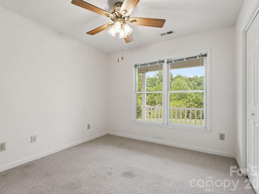 43 Willdee Way, Sylva, NC 28779.  MLS# CAR4395679, YatesRealty ID 32219. 