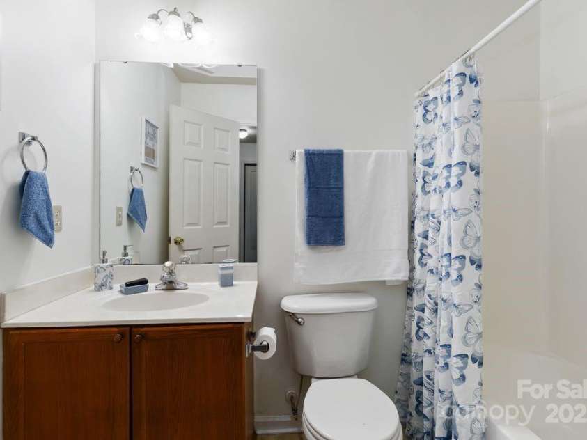 608 Carr Street, Monroe, NC 28110.  MLS# CAR4284361, YatesRealty ID 32219. 2nd Bathroom
