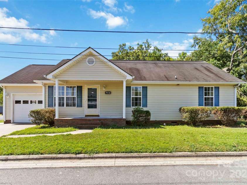 608 Carr Street, Monroe, NC 28110.  MLS# CAR4284361, YatesRealty ID 32219. Street View