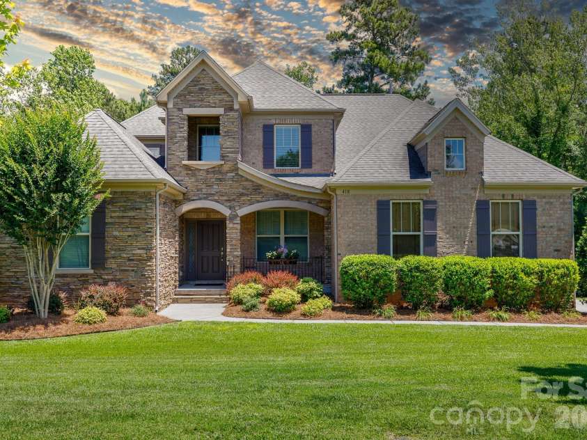 418 Inverness Place, Rock Hill, SC 29730.  MLS# CAR4396134, YatesRealty ID 32221. 