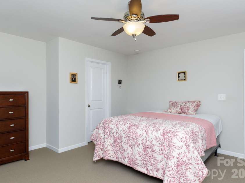 418 Inverness Place, Rock Hill, SC 29730.  MLS# CAR4396134, YatesRealty ID 32221. 
