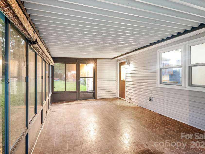 7916 Holly Hill Road, Charlotte, NC 28227.  MLS# CAR4291107, YatesRealty ID 32221. 