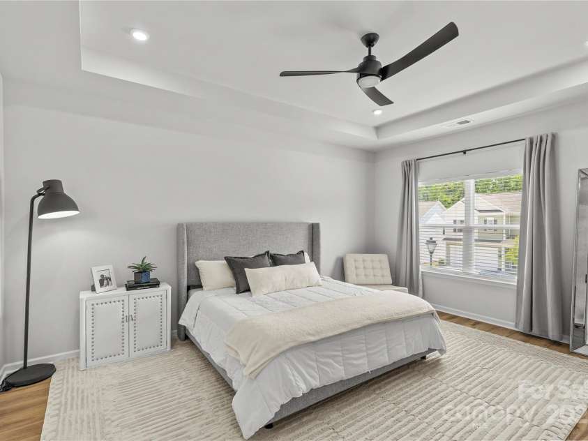 7025 Amberhouse Drive, Charlotte, NC 28212.  MLS# CAR4274626, YatesRealty ID 32222. 