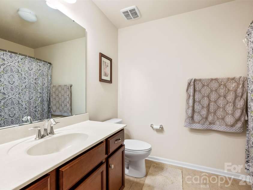 7044 Woodsbay Lane, Rock Hill, SC 29732.  MLS# CAR4392704, YatesRealty ID 32222. 