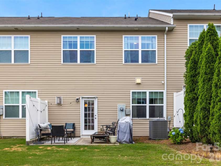 7044 Woodsbay Lane, Rock Hill, SC 29732.  MLS# CAR4392704, YatesRealty ID 32222. 