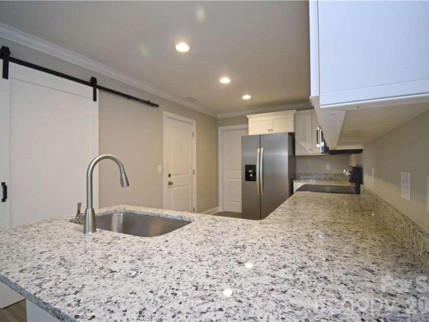 5123 Hanging Rock Court, Hickory, NC 28601.  MLS# CAR4395807, YatesRealty ID 32223. 