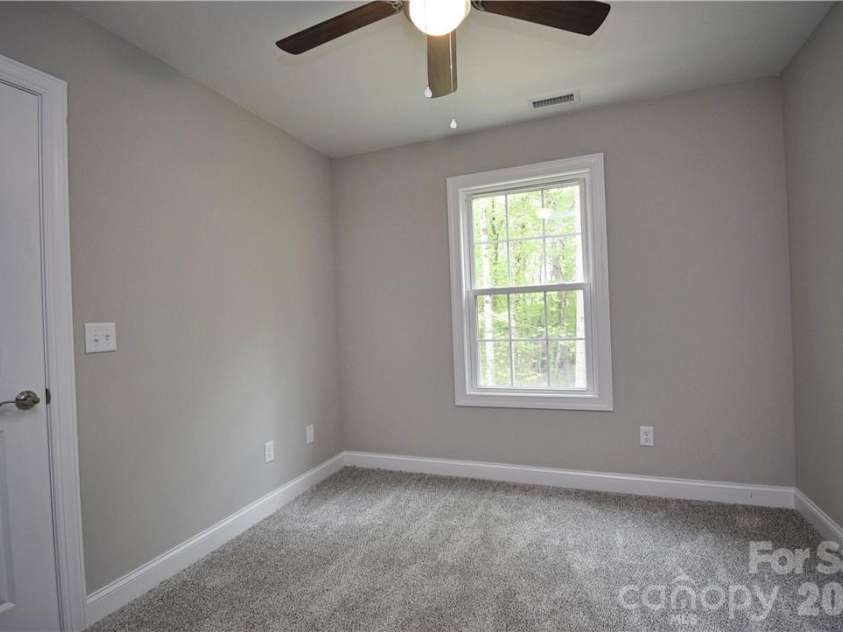 5123 Hanging Rock Court, Hickory, NC 28601.  MLS# CAR4395807, YatesRealty ID 32223. 