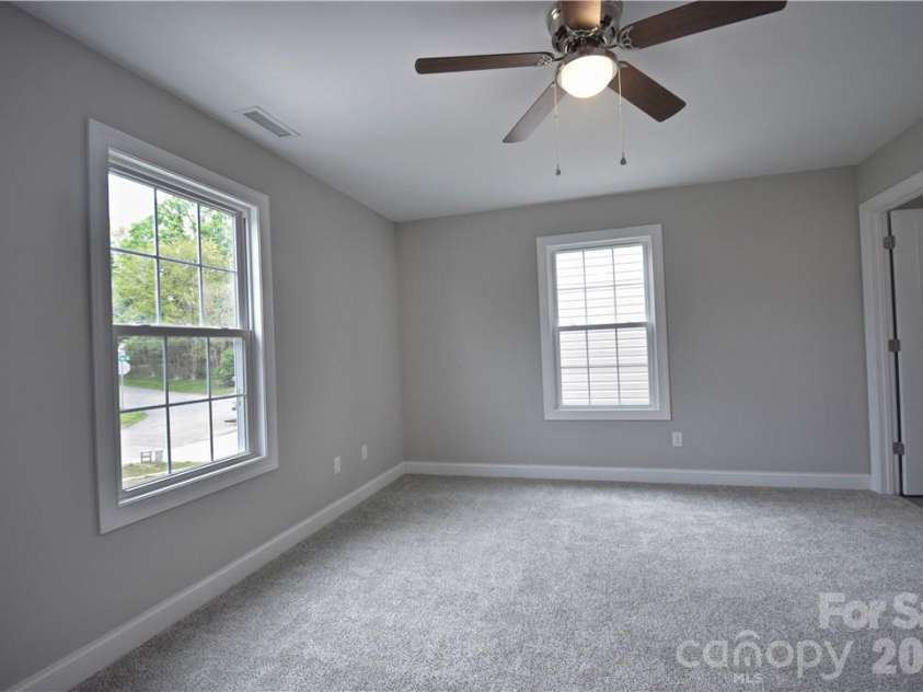 5123 Hanging Rock Court, Hickory, NC 28601.  MLS# CAR4395807, YatesRealty ID 32223. 