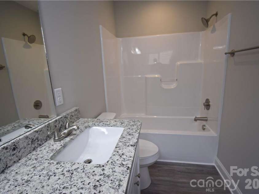 5123 Hanging Rock Court, Hickory, NC 28601.  MLS# CAR4395807, YatesRealty ID 32223. 