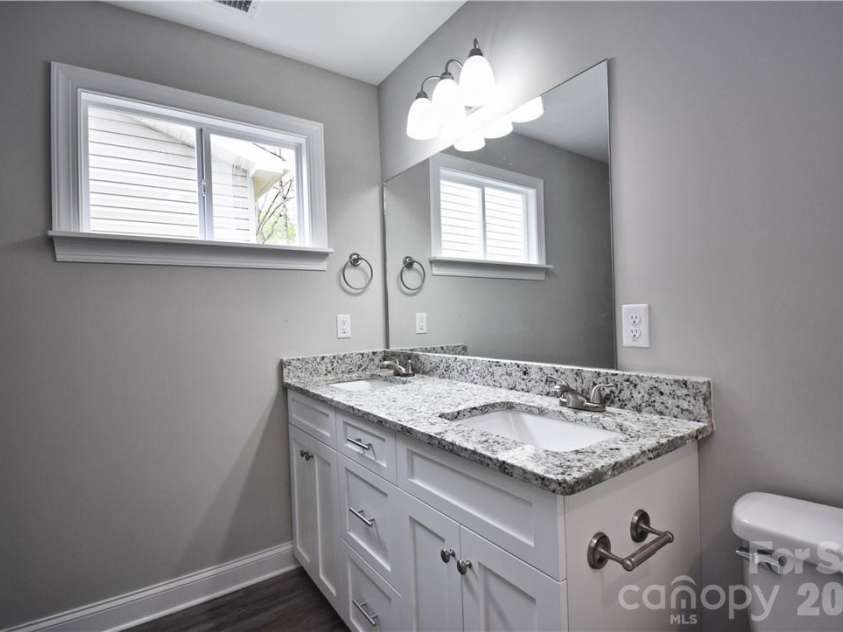 5123 Hanging Rock Court, Hickory, NC 28601.  MLS# CAR4395807, YatesRealty ID 32223. 