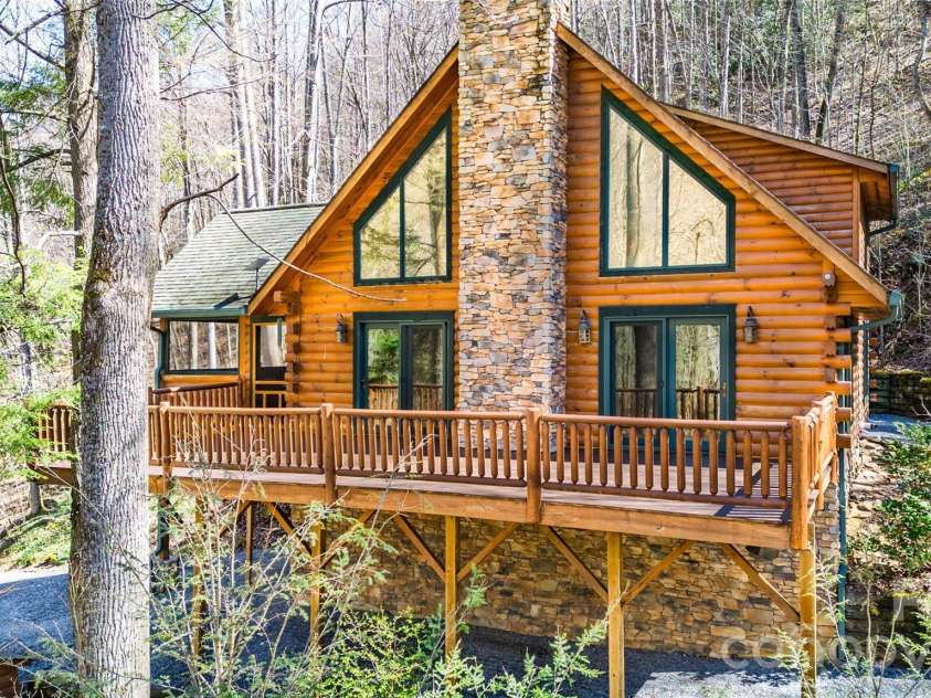 3548 Dicks Creek Road, Whittier, NC 28789.  MLS# CAR4396310, YatesRealty ID 32224. 