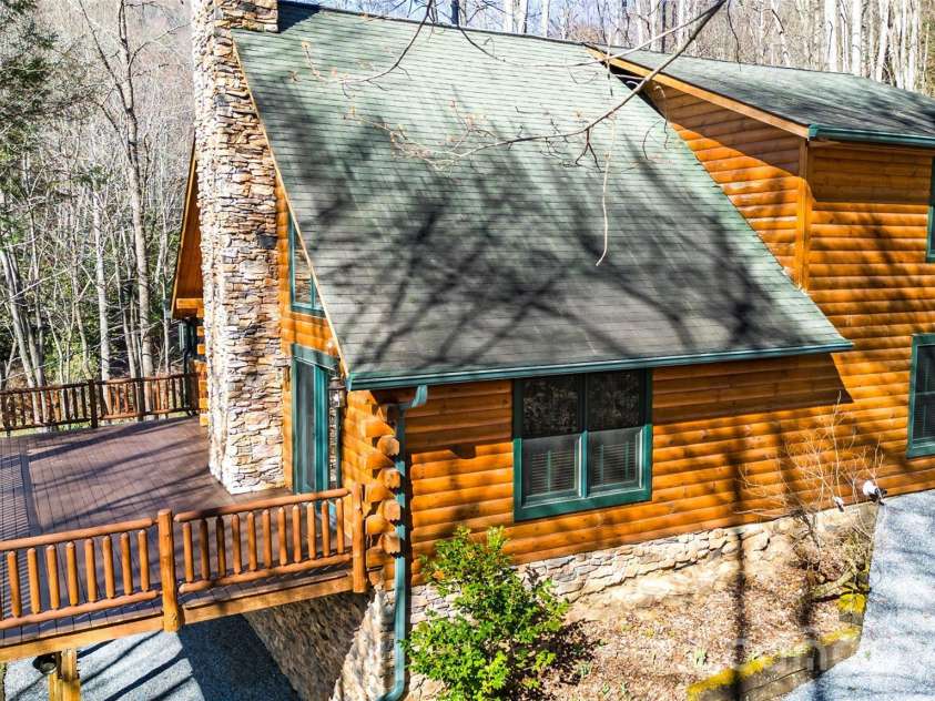 3548 Dicks Creek Road, Whittier, NC 28789.  MLS# CAR4396310, YatesRealty ID 32224. 