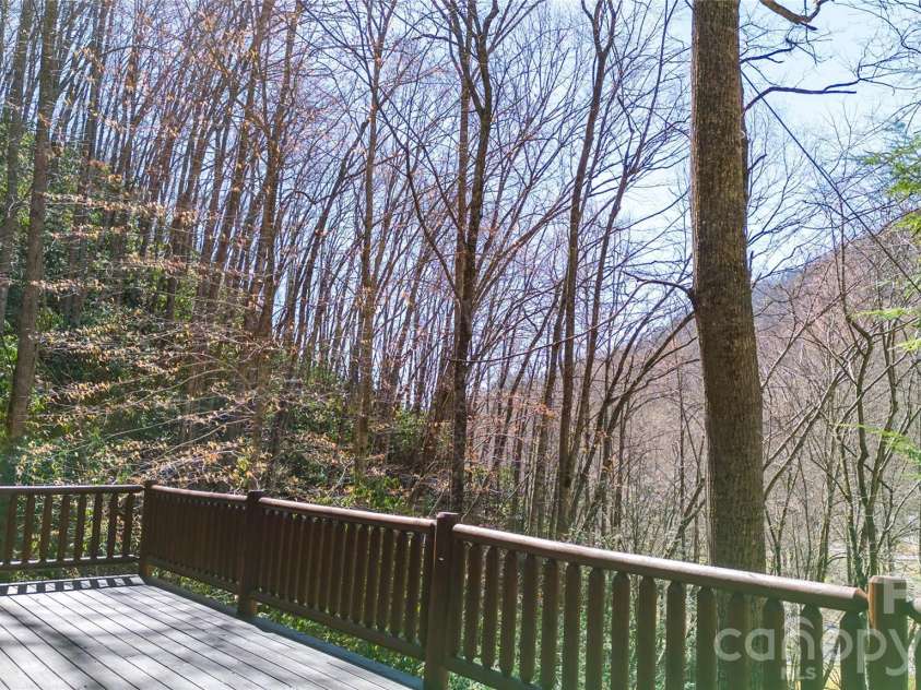 3548 Dicks Creek Road, Whittier, NC 28789.  MLS# CAR4396310, YatesRealty ID 32224. 