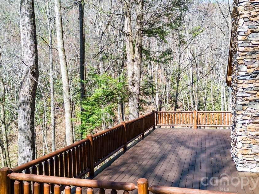 3548 Dicks Creek Road, Whittier, NC 28789.  MLS# CAR4396310, YatesRealty ID 32224. 
