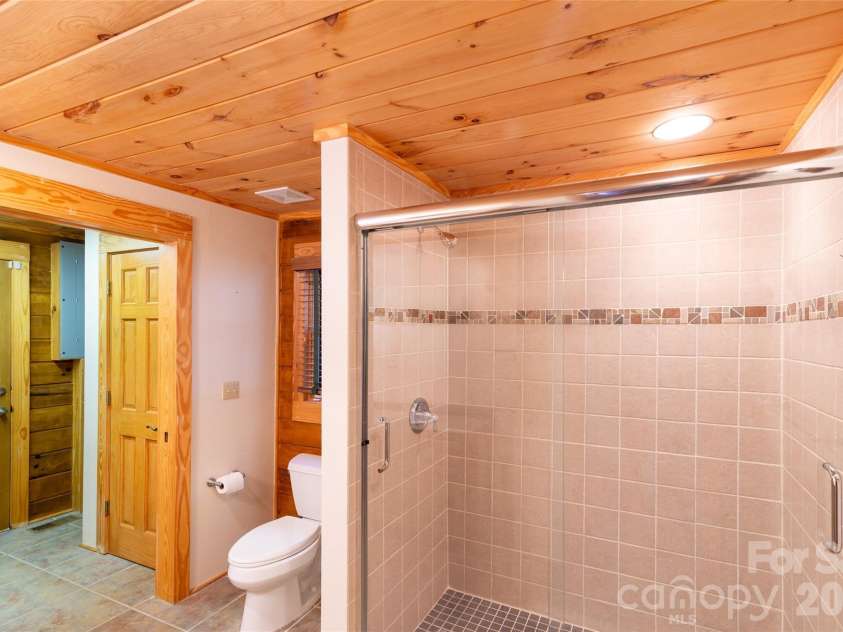 3548 Dicks Creek Road, Whittier, NC 28789.  MLS# CAR4396310, YatesRealty ID 32224. 
