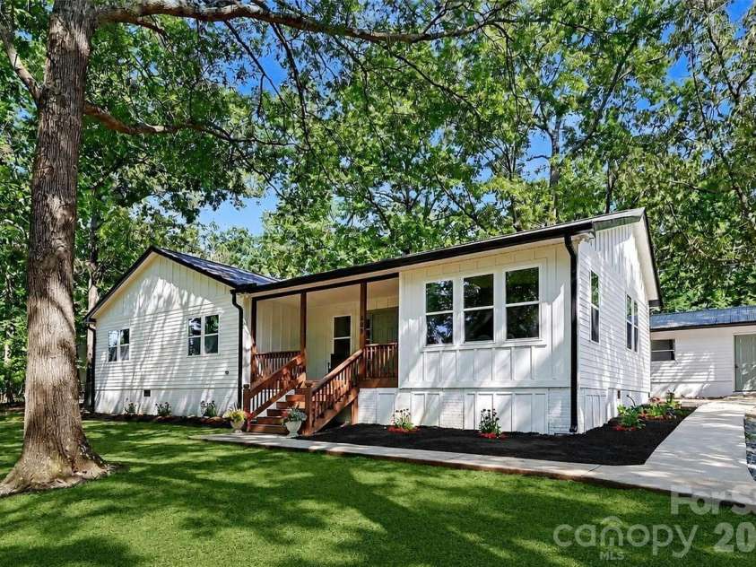 408 Birmingham Lane, Monroe, NC 28110.  MLS# CAR4394323, YatesRealty ID 32226. Front