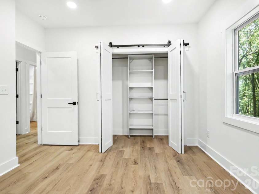 408 Birmingham Lane, Monroe, NC 28110.  MLS# CAR4394323, YatesRealty ID 32226. Walk-in closet