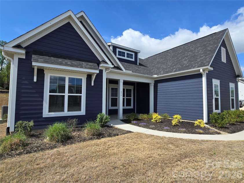 456 Lucky Drive, Concord, NC 28027.  MLS# CAR4313263, YatesRealty ID 32227. 