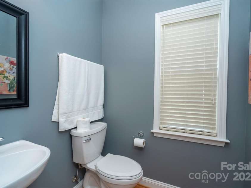 126 Doyle Farm Lane, Mooresville, NC 28115.  MLS# CAR4270254, YatesRealty ID 32228. Powder Room