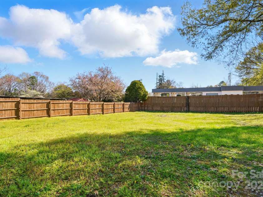 48 Mandalay Place, Concord, NC 28027.  MLS# CAR4239362, YatesRealty ID 3223. 