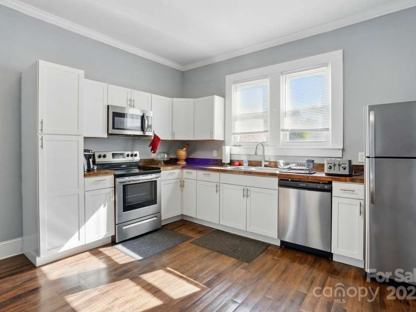 48 Mandalay Place, Concord, NC 28027.  MLS# CAR4239362, YatesRealty ID 3223. 