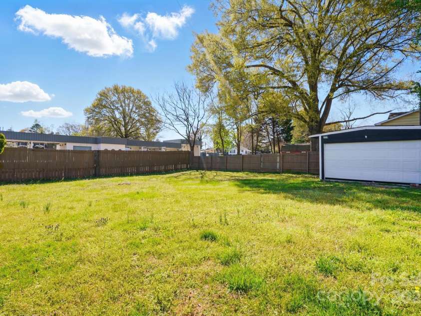 48 Mandalay Place, Concord, NC 28027.  MLS# CAR4239362, YatesRealty ID 3223. 