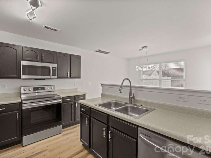 8552 Westhope Street, Charlotte, NC 28216.  MLS# CAR4340767, YatesRealty ID 3223. 