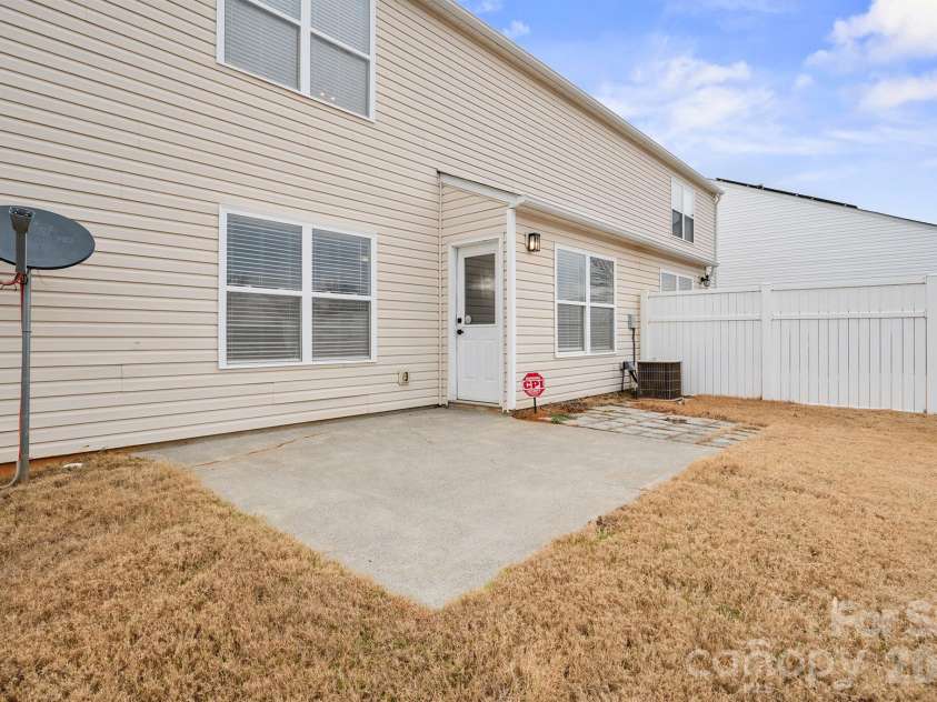 8552 Westhope Street, Charlotte, NC 28216.  MLS# CAR4340767, YatesRealty ID 3223. 