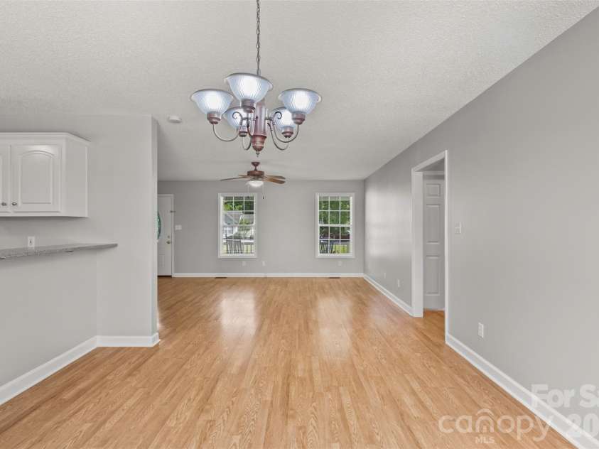 2004 Hunters Ridge Road, Lancaster, SC 29720.  MLS# CAR4393160, YatesRealty ID 32231. 