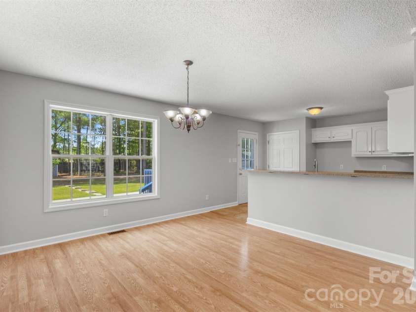 2004 Hunters Ridge Road, Lancaster, SC 29720.  MLS# CAR4393160, YatesRealty ID 32231. 